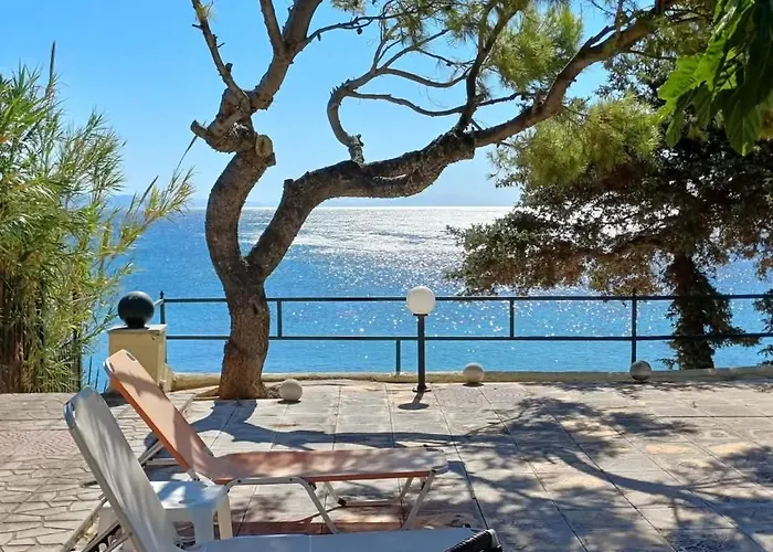 Silis Houses On The Beach